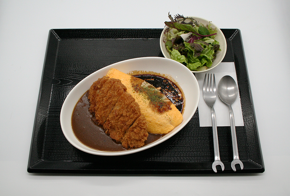 贅沢デミオムカツカレー